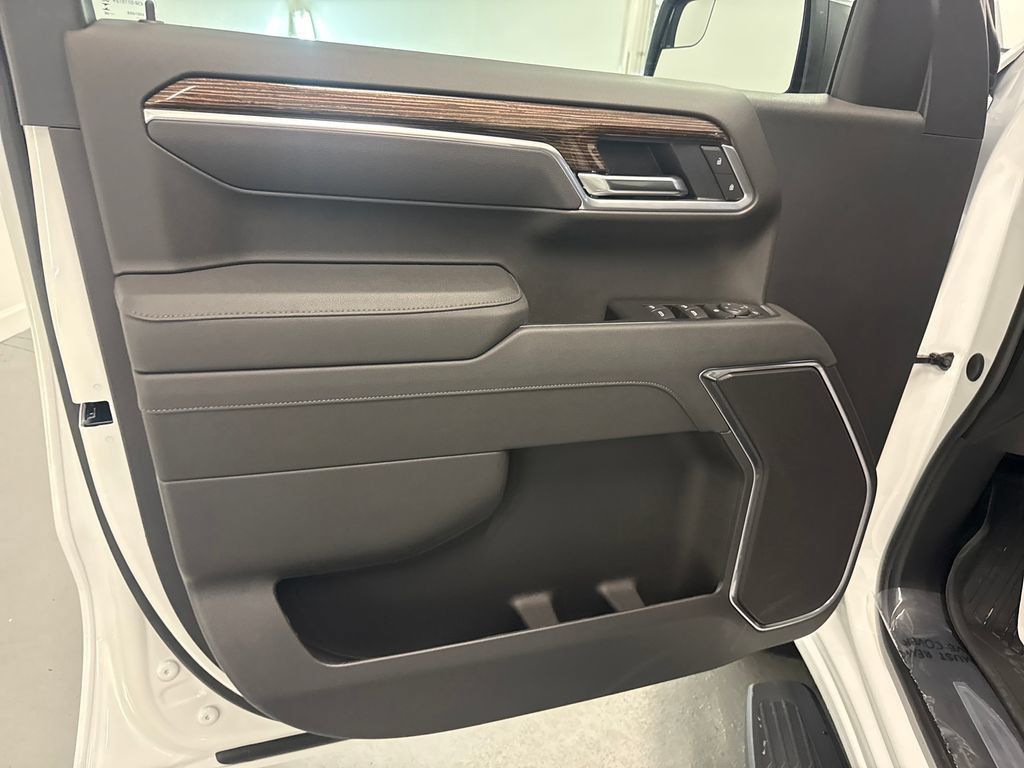 New 2026 GMC Sierra 1500 SLE AWD/4WD image 11