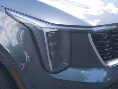 Used 2025 Kia Sorento SX FWD image 10