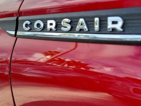 Certified 2023 Lincoln Corsair FWD image 11