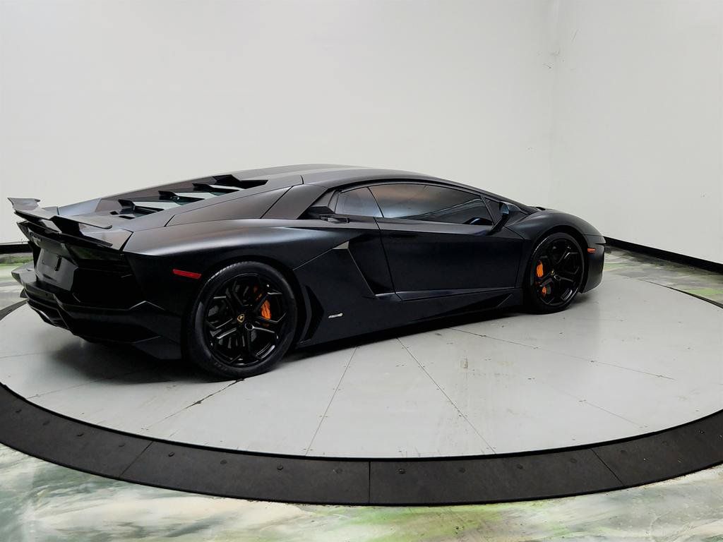 Used 2012 Lamborghini Aventador LP 700-4 AWD/4WD image 5