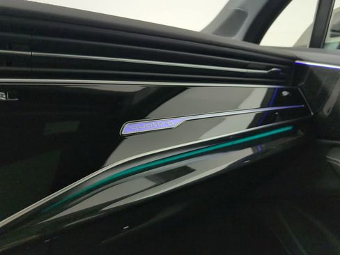 Certified 2025 Audi Q7 2.0T Premium Plus w/ Premium Plus Package image 11