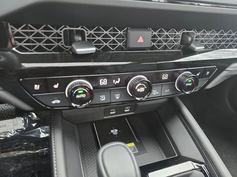New 2025 Honda Accord Touring image 31