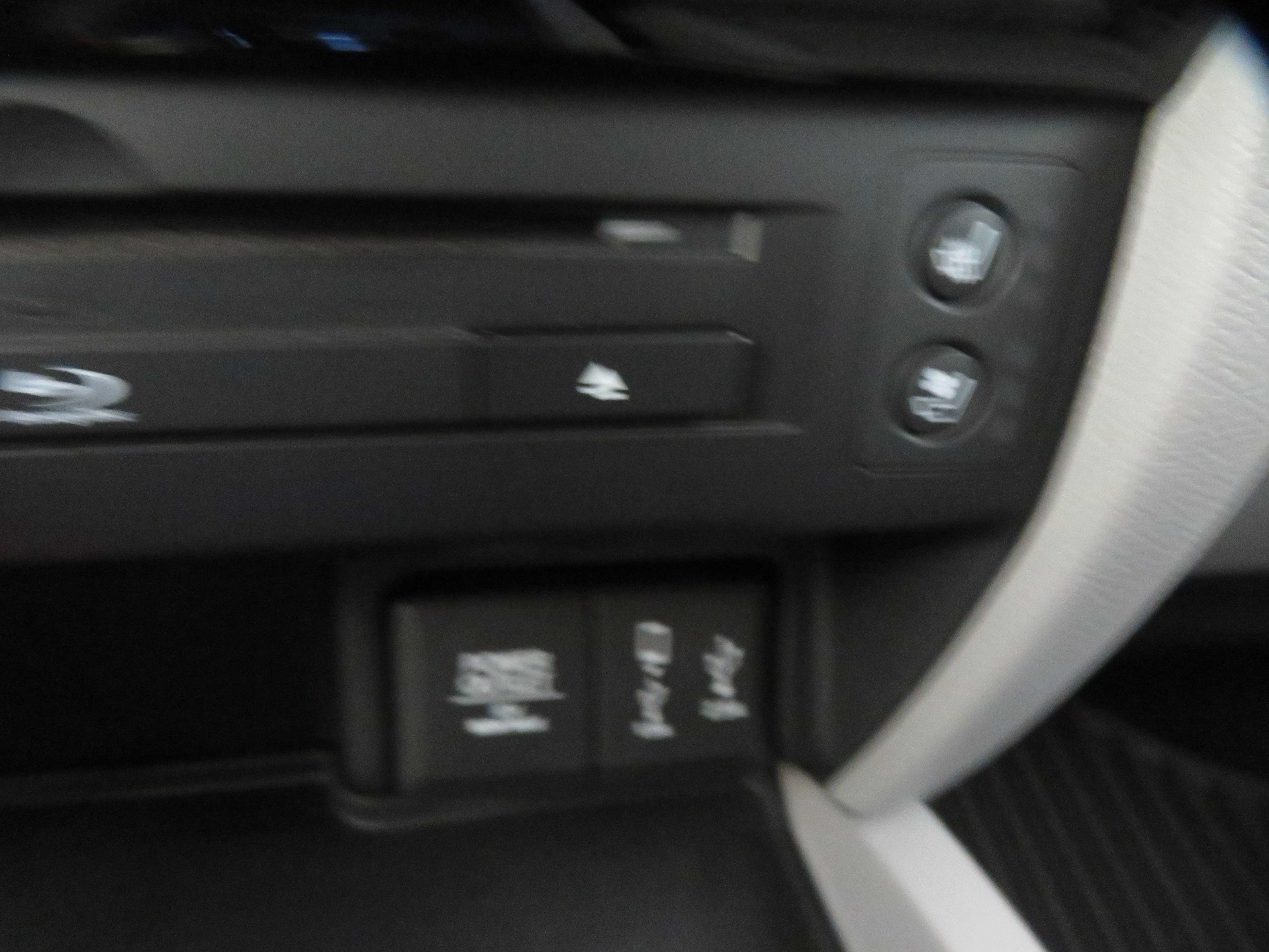 Used 2017 Honda Pilot Elite image 50