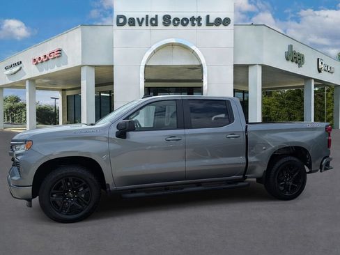 Used 2026 Chevrolet Silverado 1500 RST w/ RST Select Package AWD/4WD image 13