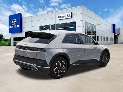Certified 2024 Hyundai Ioniq 5 SEL RWD image 5