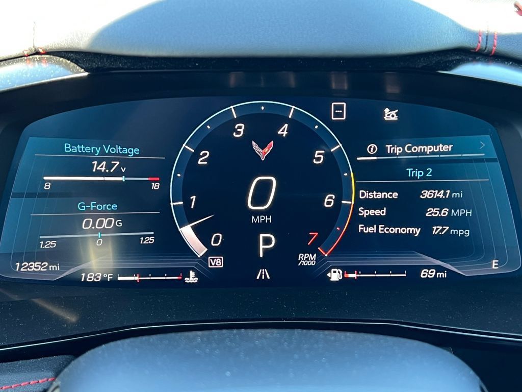 Used 2020 Chevrolet Corvette Stingray Preferred Cpe w/ 2LT Preferred Equipment Group RWD image 21