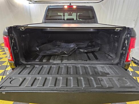 Used 2019 RAM 1500 Big Horn image 14