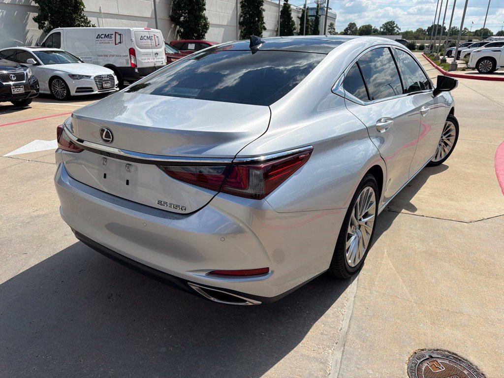 Used 2019 Lexus ES 350 Ultra Luxury w/ Accessory Package 2 FWD image 3