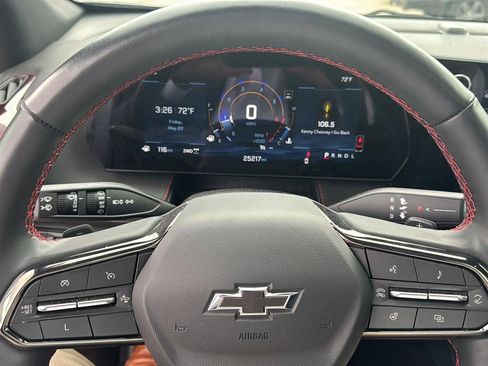 Used 2025 Chevrolet Equinox RS w/ Safety and Technology Package AWD/4WD image 15