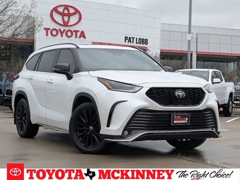 Used 2023 Toyota Highlander XSE image 1