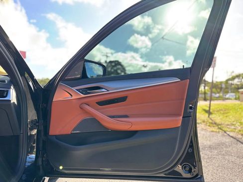 Used 2023 BMW M5 Base w/ Competition Package image 15