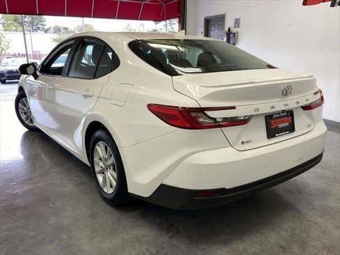 Certified 2025 Toyota Camry LE w/ Convenience Package FWD image 5