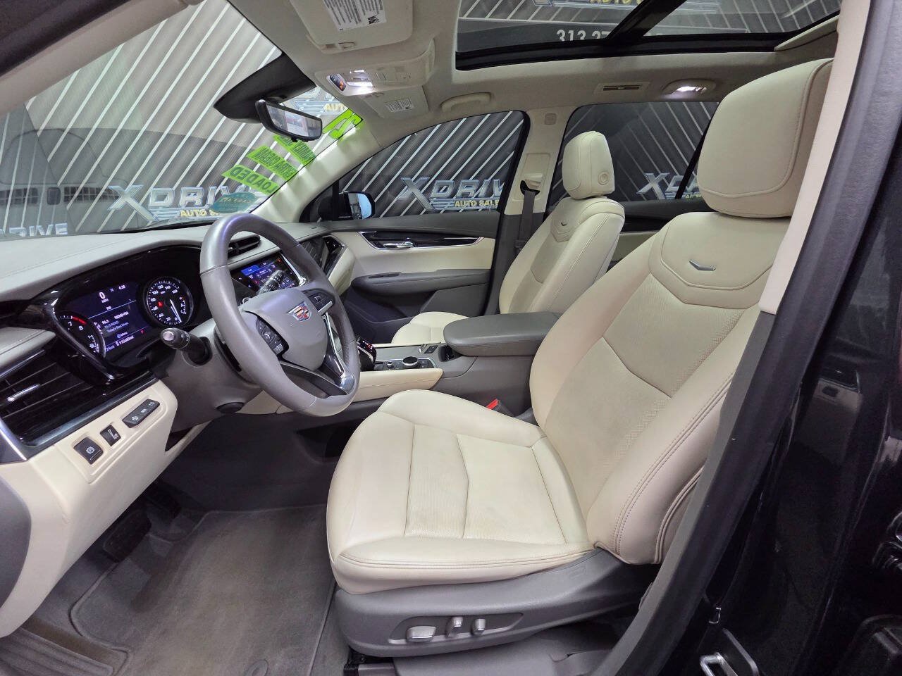 Used 2021 Cadillac XT6 Premium Luxury FWD image 17