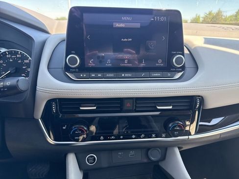 Certified 2023 Nissan Rogue SL AWD/4WD image 14