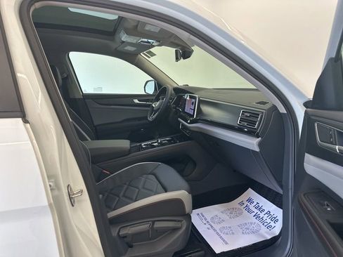 New 2026 Volkswagen Atlas Peak Edition AWD/4WD image 28
