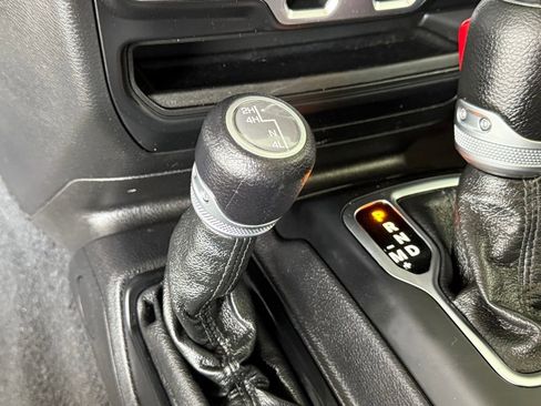 Certified 2021 Jeep Wrangler Unlimited Islander image 25