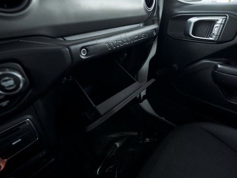 Used 2023 Jeep Wrangler Sport image 58