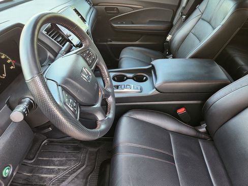 Certified 2025 Honda Ridgeline TrailSport image 12