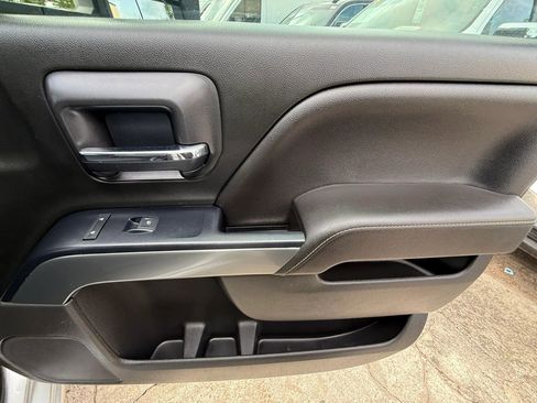 Used 2018 Chevrolet Silverado 1500 LT w/ Texas Edition image 21