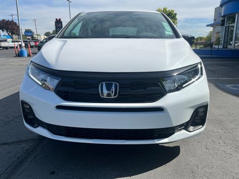 New 2026 Honda Odyssey Sport-L image 2