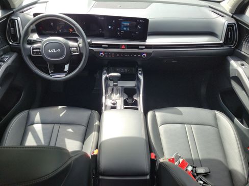 Used 2024 Kia Sorento S FWD image 14