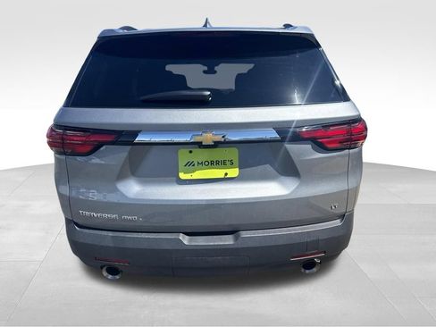 Used 2023 Chevrolet Traverse LT w/ Rear Camera Mirror Package AWD/4WD image 11