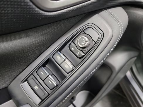 Used 2020 Subaru Forester Premium image 14