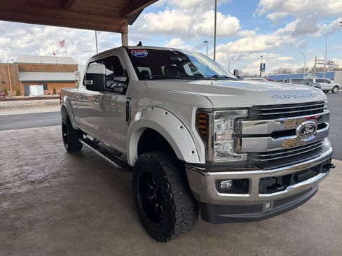 Used 2019 Ford F250 Lariat w/ Lariat Value Package AWD/4WD image 25