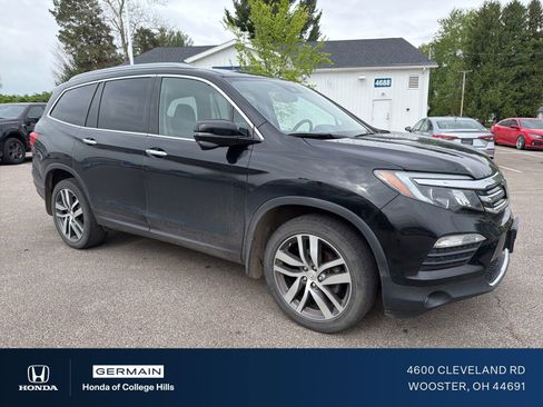Used 2017 Honda Pilot Touring image 3
