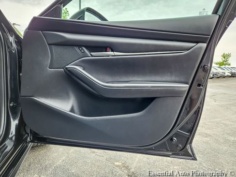 Used 2023 MAZDA MAZDA3 s FWD image 21