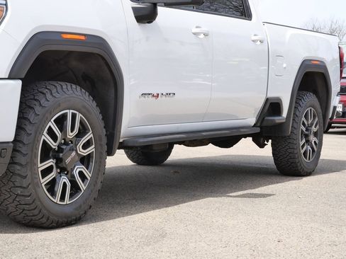 Used 2023 GMC Sierra 2500 AT4 w/ AT4 Premium Plus Package image 5