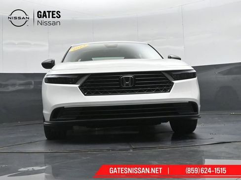 Used 2024 Honda Accord Sport image 40