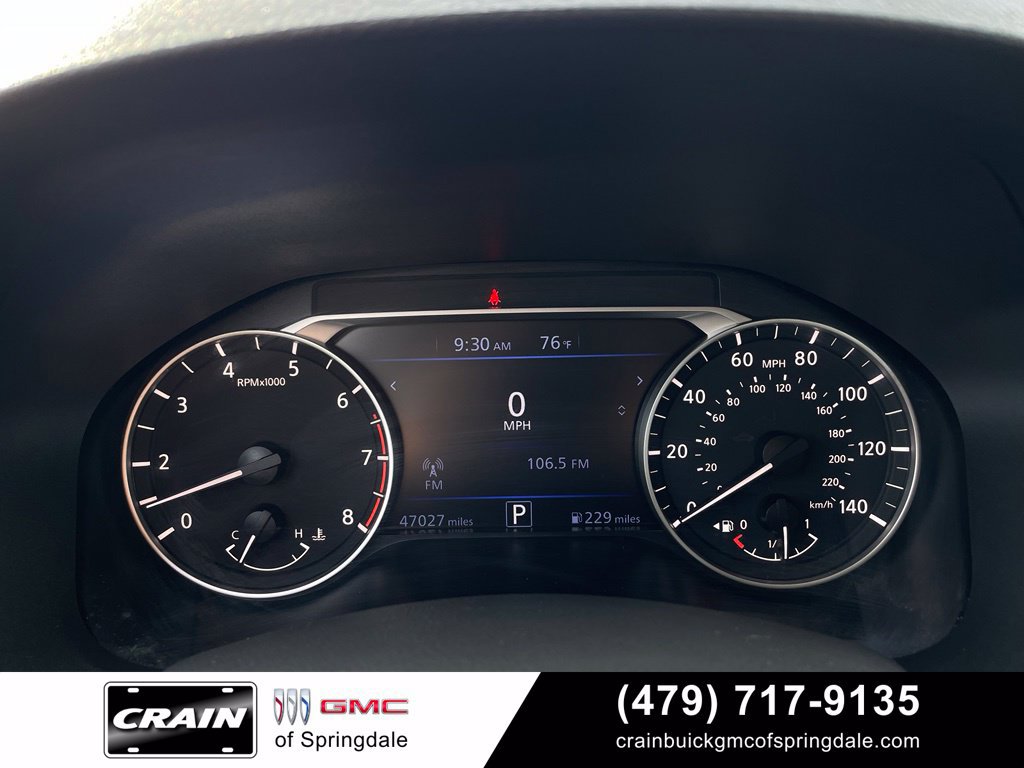Used 2025 Nissan Altima 2.5 SV FWD image 14