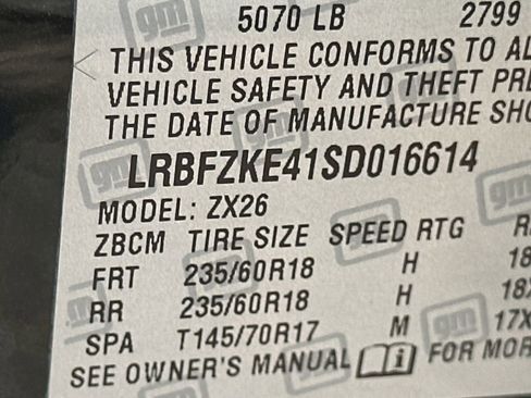 Used 2025 Buick Envision Preferred AWD/4WD image 33