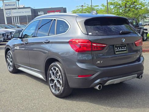 Used 2021 BMW X1 xDrive28i w/ Convenience Package AWD/4WD image 5
