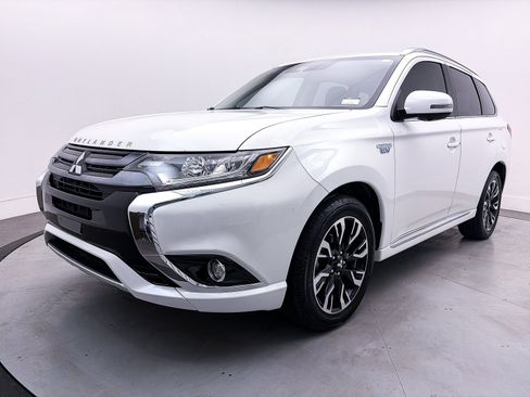 Used 2018 Mitsubishi Outlander GT image 7