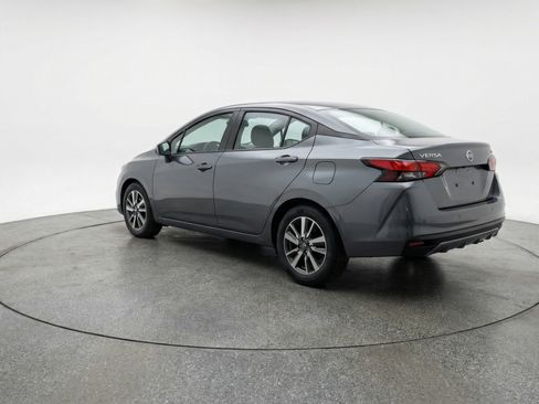 Used 2025 Nissan Versa SV image 6