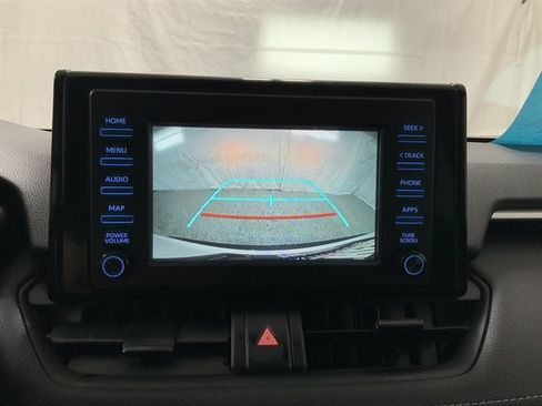 Used 2019 Toyota RAV4 LE w/ All Weather Liner Package AWD/4WD image 26