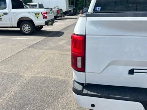 Used 2020 Ford F150 XLT w/ Equipment Group 302A Luxury AWD/4WD image 5