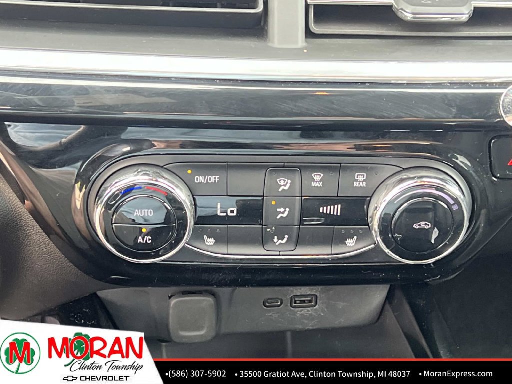 Certified 2024 Chevrolet Trax RS w/ Driver Confidence Package FWD image 23