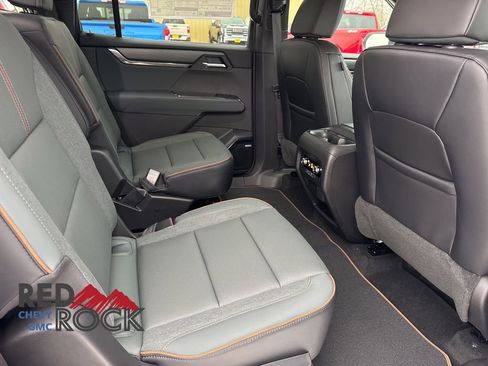 New 2026 GMC Acadia AT4 image 13
