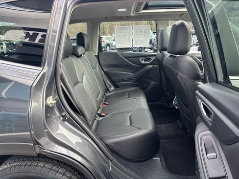 Used 2020 Subaru Forester Limited image 43