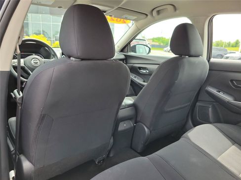 Used 2024 Nissan Sentra SV FWD image 14