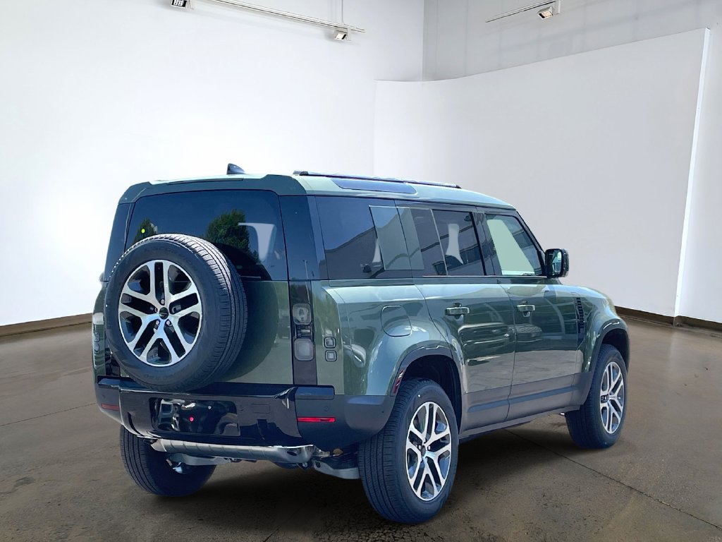 New 2026 Land Rover Defender 110 S AWD/4WD image 4