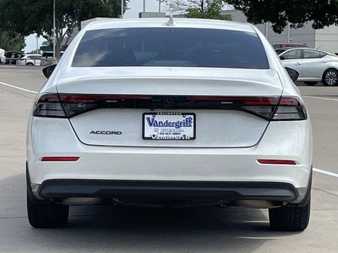 Used 2023 Honda Accord EX image 5
