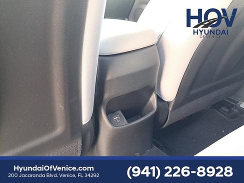 Certified 2023 Hyundai Kona SEL w/ Convenience Package image 19