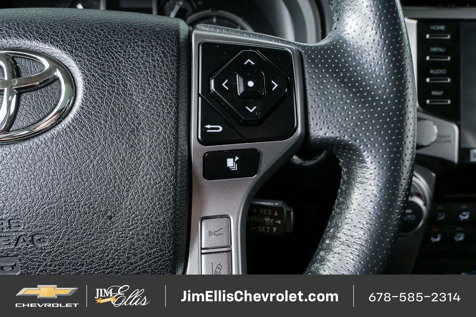 Used 2022 Toyota 4Runner Limited AWD/4WD image 11