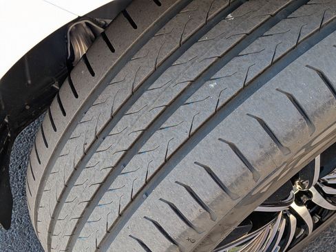 New 2026 Mercedes-Benz E 450 4MATIC Sedan image 12