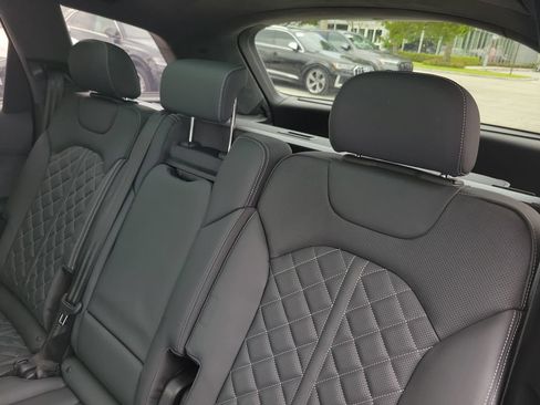 Certified 2023 Audi SQ7 Prestige w/ Prestige Package AWD/4WD image 26