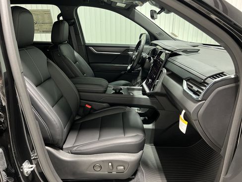 New 2026 GMC Acadia Elevation w/ Elevation Premium Package image 29